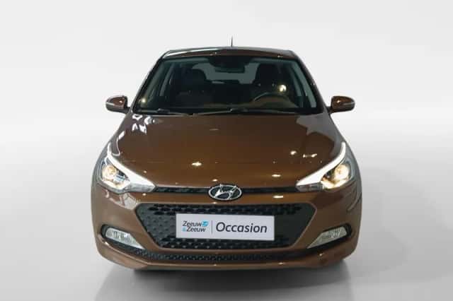 Hyundai i20 (2016) thumbnail 3