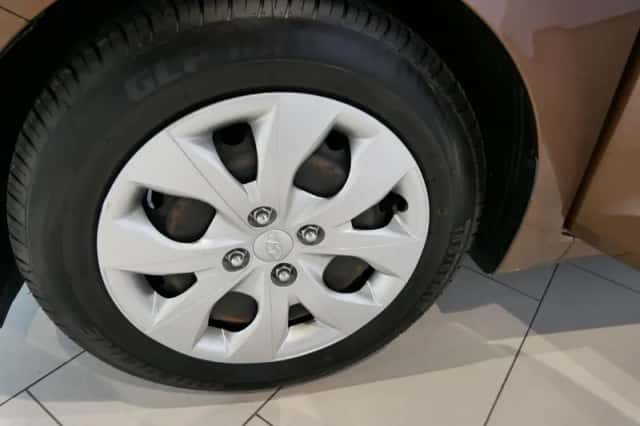 Hyundai i20 (2016) thumbnail 27