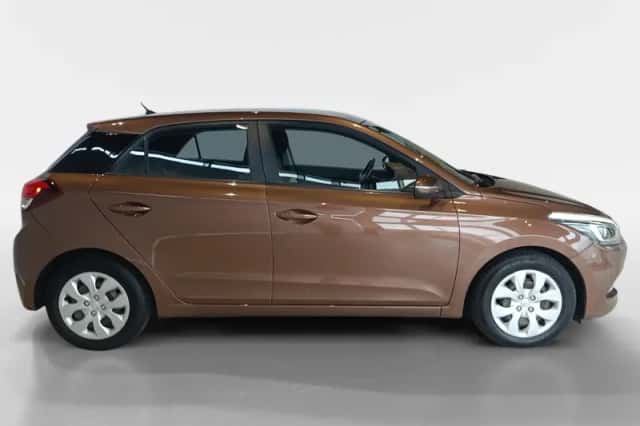Hyundai i20 (2016) thumbnail 4