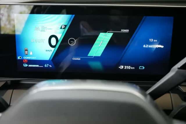 Renault Mégane E-Tech (2026) thumbnail 13