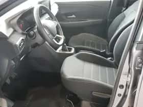 Dacia Sandero (2025) thumbnail 8