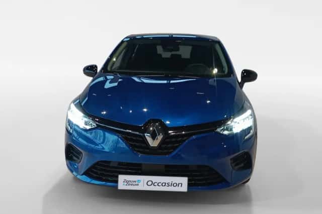 Renault Clio (2023) thumbnail 2