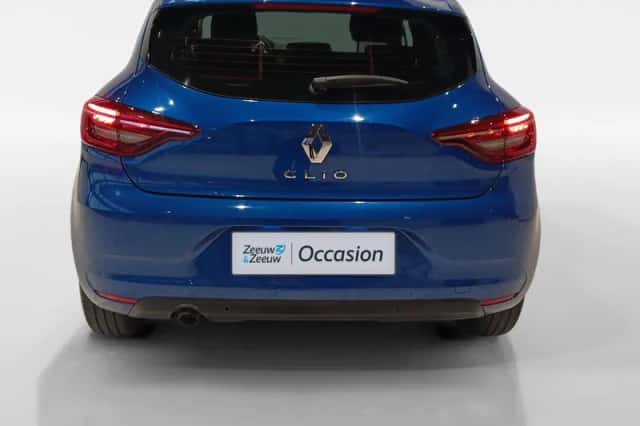 Renault Clio (2023) thumbnail 6