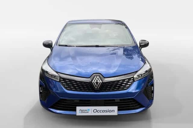 Renault Clio (2025) thumbnail 2