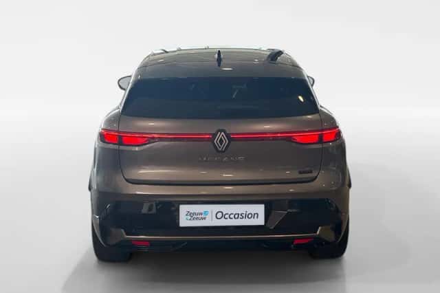 Renault Mégane E-Tech (2024) thumbnail 6