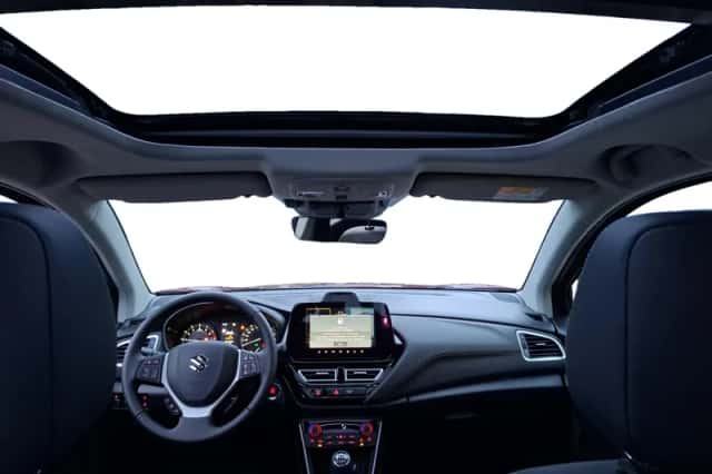 Suzuki S-Cross (2026) thumbnail 13