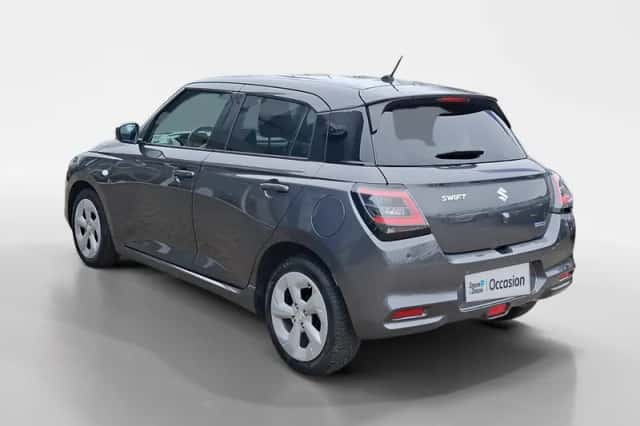 Suzuki Swift (2025) thumbnail 5