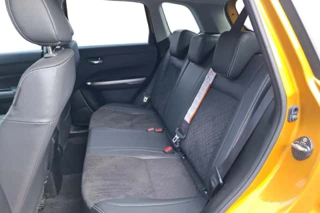Suzuki Vitara (2023) thumbnail 12