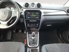 Suzuki Vitara (2023) thumbnail 13