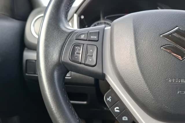 Suzuki Vitara (2023) thumbnail 15