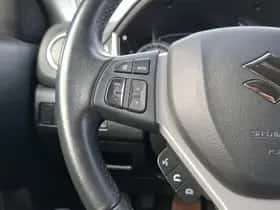Suzuki Vitara (2023) thumbnail 15