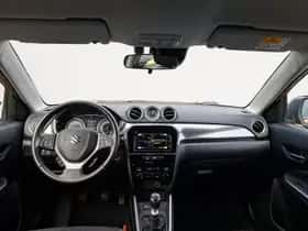 Suzuki Vitara (2023) thumbnail 18