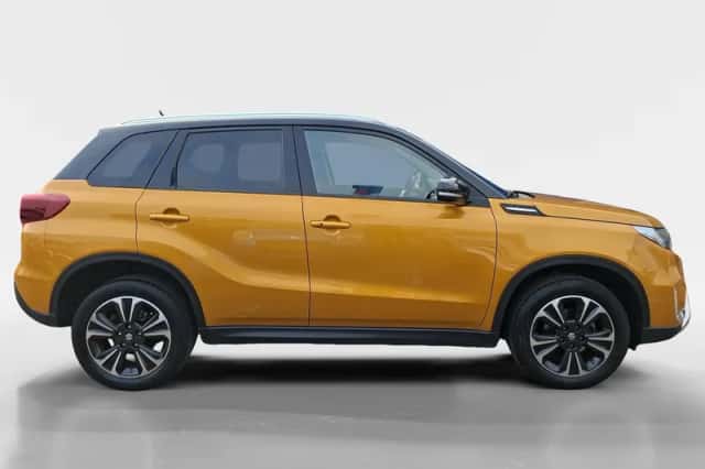 Suzuki Vitara (2023) thumbnail 3