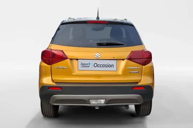 Suzuki Vitara (2023) thumbnail 6