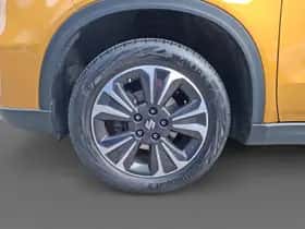 Suzuki Vitara (2023) thumbnail 8