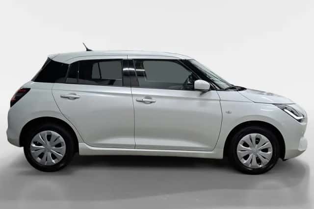 Suzuki Swift (2026) thumbnail 2