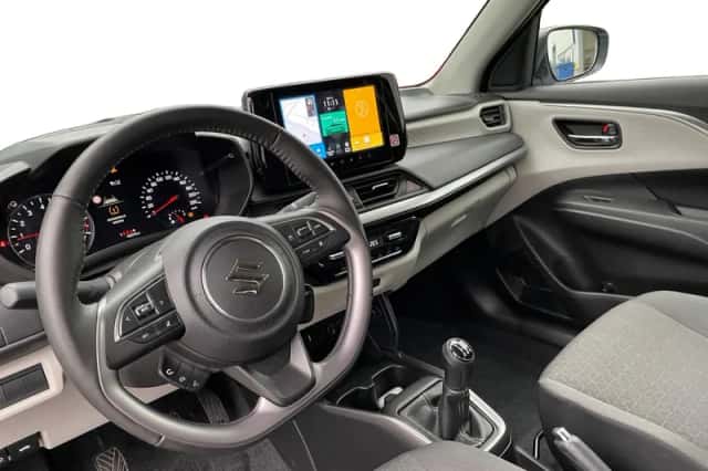 Suzuki Swift (2025) thumbnail 12