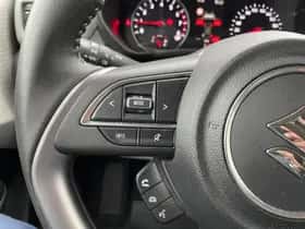 Suzuki Swift (2025) thumbnail 15