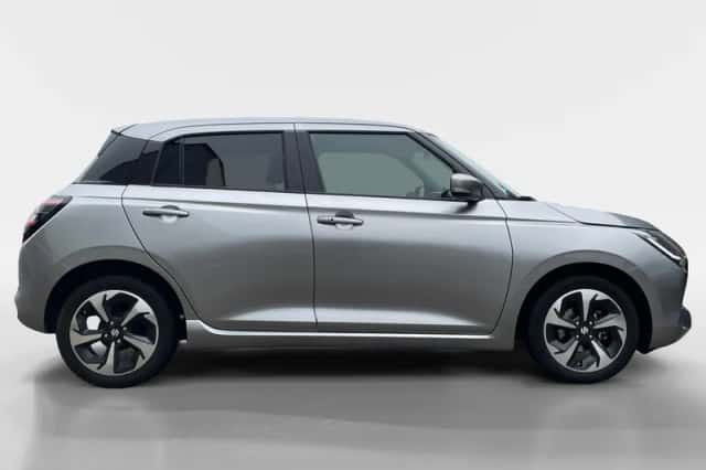 Suzuki Swift (2025) thumbnail 3