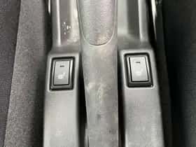Suzuki Swift (2025) thumbnail 22