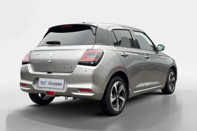 Suzuki Swift (2025) thumbnail 7
