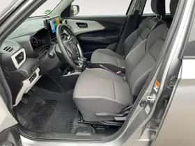 Suzuki Swift (2025) thumbnail 10