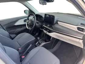 Suzuki Swift (2026) thumbnail 12