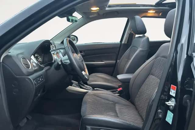 Suzuki Vitara (2025) thumbnail 12