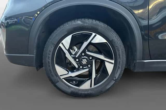 Suzuki Vitara (2025) thumbnail 8