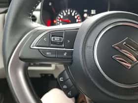 Suzuki Swift (2025) thumbnail 15