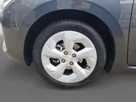 Suzuki Swift (2025) thumbnail 8
