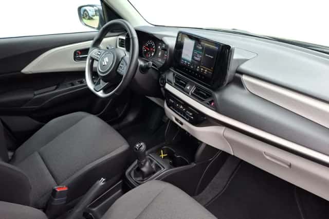 Suzuki Swift (2025) thumbnail 10