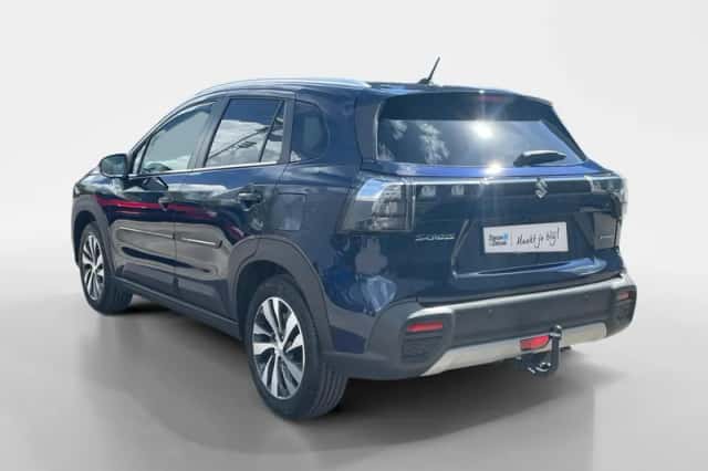 Suzuki S-Cross (2025) thumbnail 5
