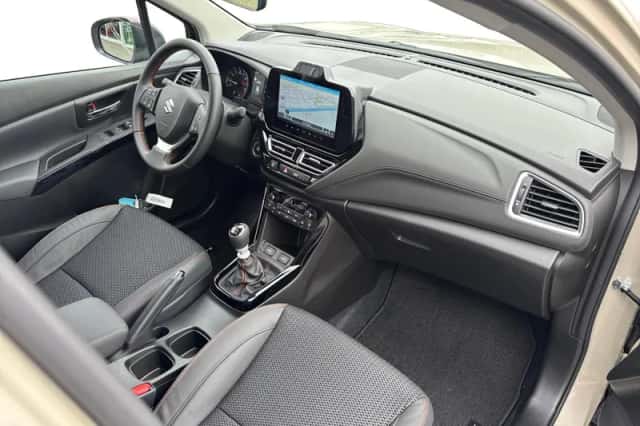 Suzuki S-Cross (2026) thumbnail 12