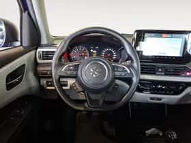 Suzuki Swift (2025) thumbnail 16