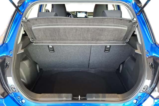 Suzuki Swift (2025) thumbnail 10