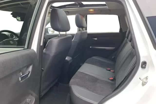 Suzuki Vitara (2025) thumbnail 11
