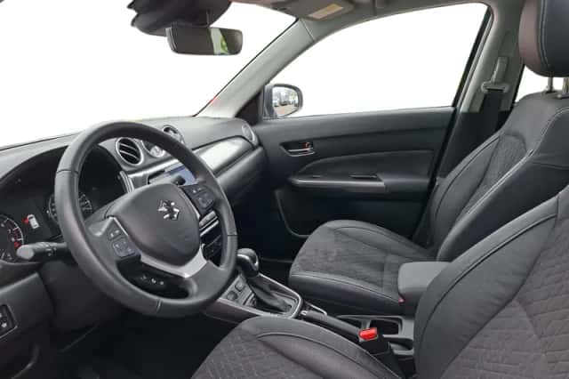 Suzuki Vitara (2025) thumbnail 13