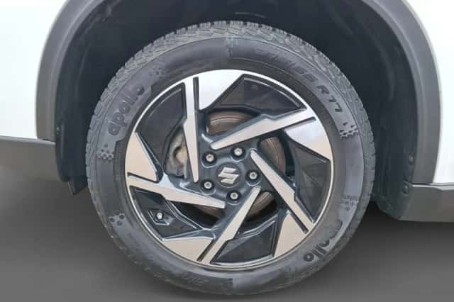 Suzuki Vitara (2025) thumbnail 8