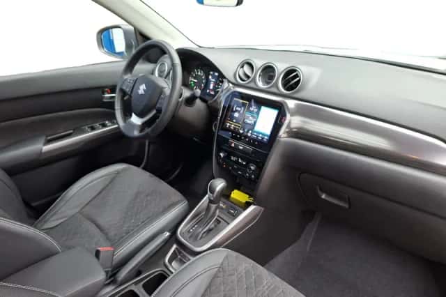 Suzuki Vitara (2025) thumbnail 9