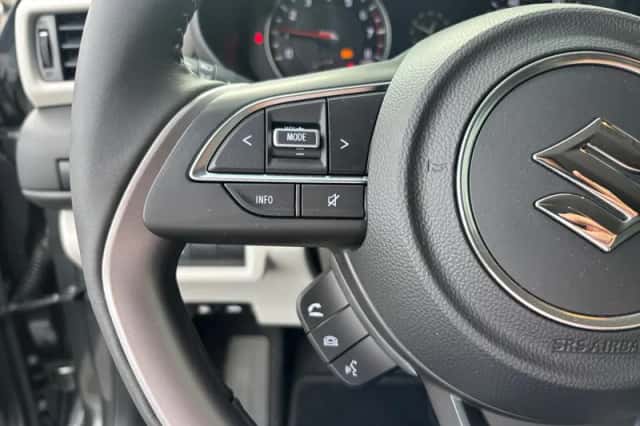 Suzuki Swift (2026) thumbnail 12