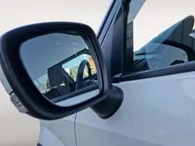 Suzuki Ignis (2019) thumbnail 10