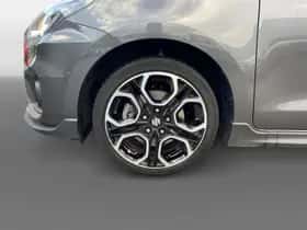 Suzuki Swift (2023) thumbnail 9