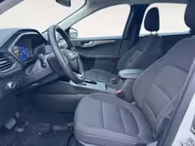Ford Kuga (2022) thumbnail 14