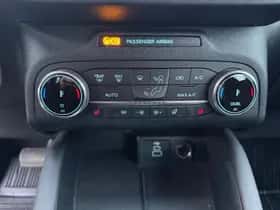 Ford Kuga (2022) thumbnail 18