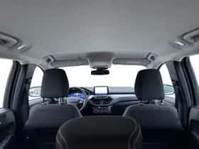 Ford Kuga (2022) thumbnail 24