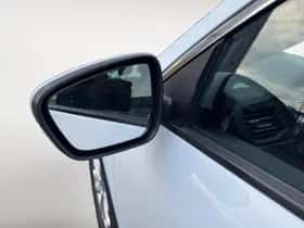 Ford Kuga (2022) thumbnail 10