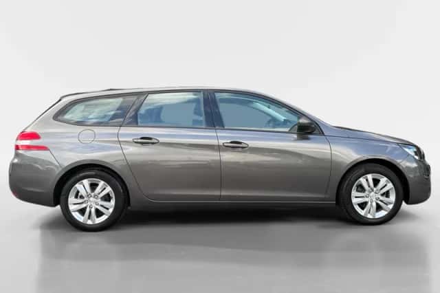 Peugeot 308 (2016) thumbnail 4