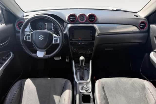 Suzuki Vitara (2018) thumbnail 5