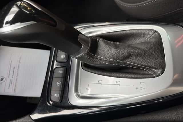 Opel Crossland (2022) thumbnail 22